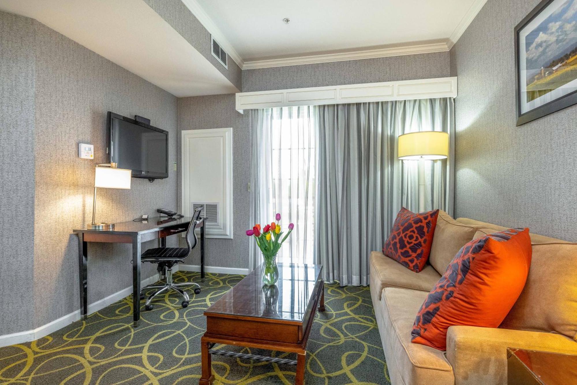 เบสต์ เวสเทิร์น พลัส ดิกซอน เดวิส Hotel ภายนอก รูปภาพ
